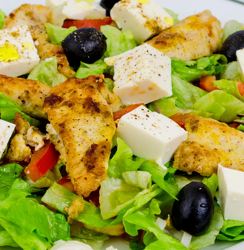 Feta-Hirten-Oliven-Gurnem-salat